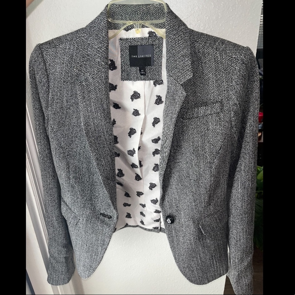 The Limited herring bone pattern blazer